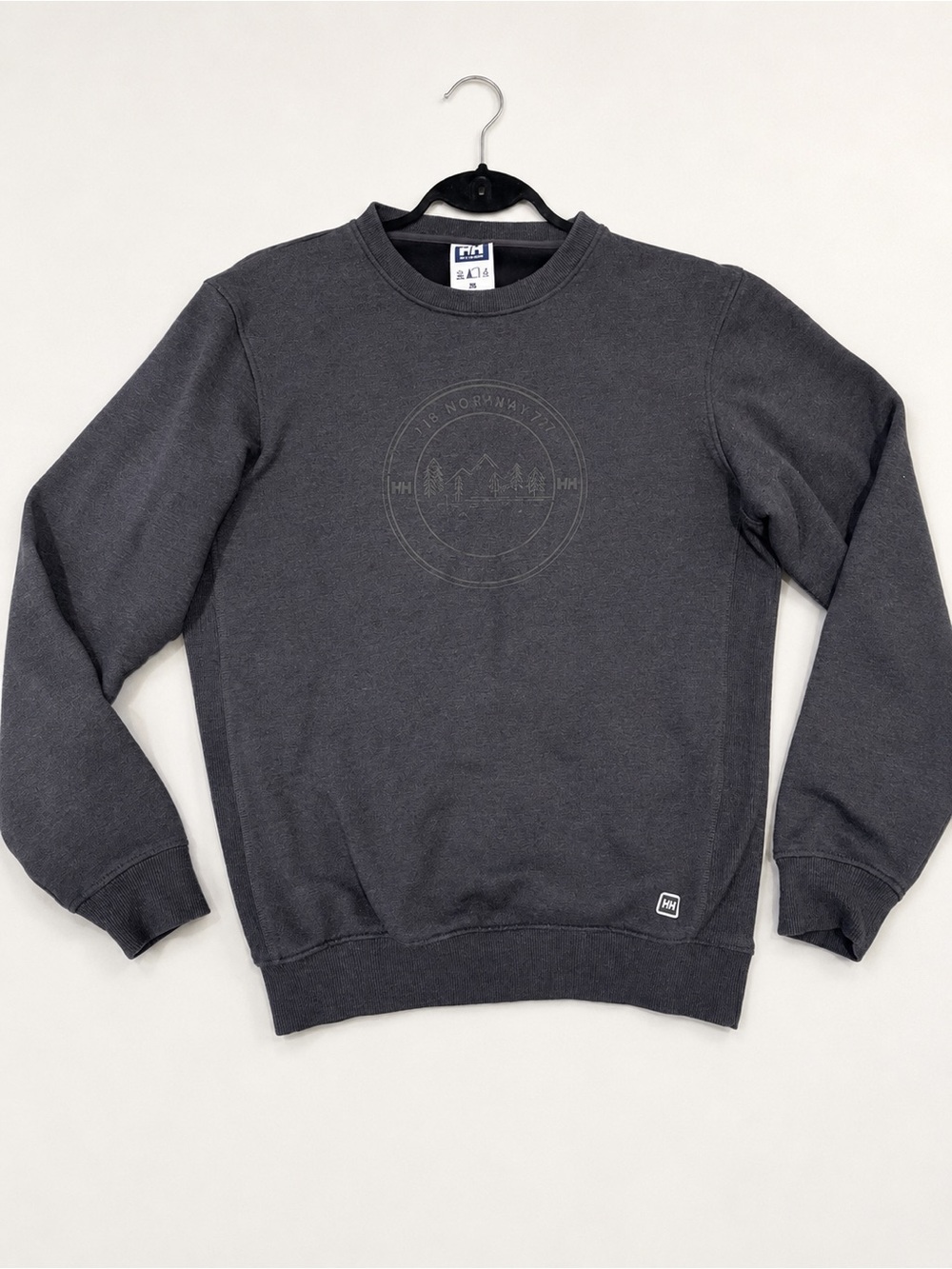 Helly Hansen Norway Graphic Crewneck Sweatshirt | Charcoal Gray | Medium